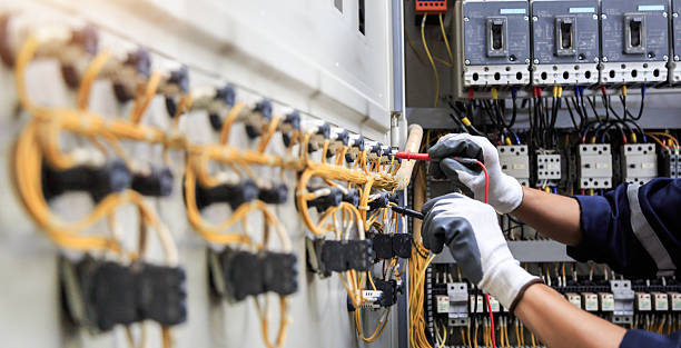Professional Electrician technician working in Forest, OH